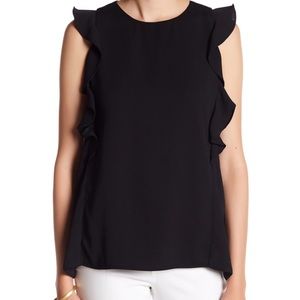 Do + Be
Ruffle Back Belt Blouse